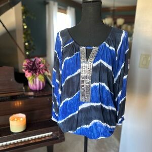 Beautiful INC knit sequin trim top.